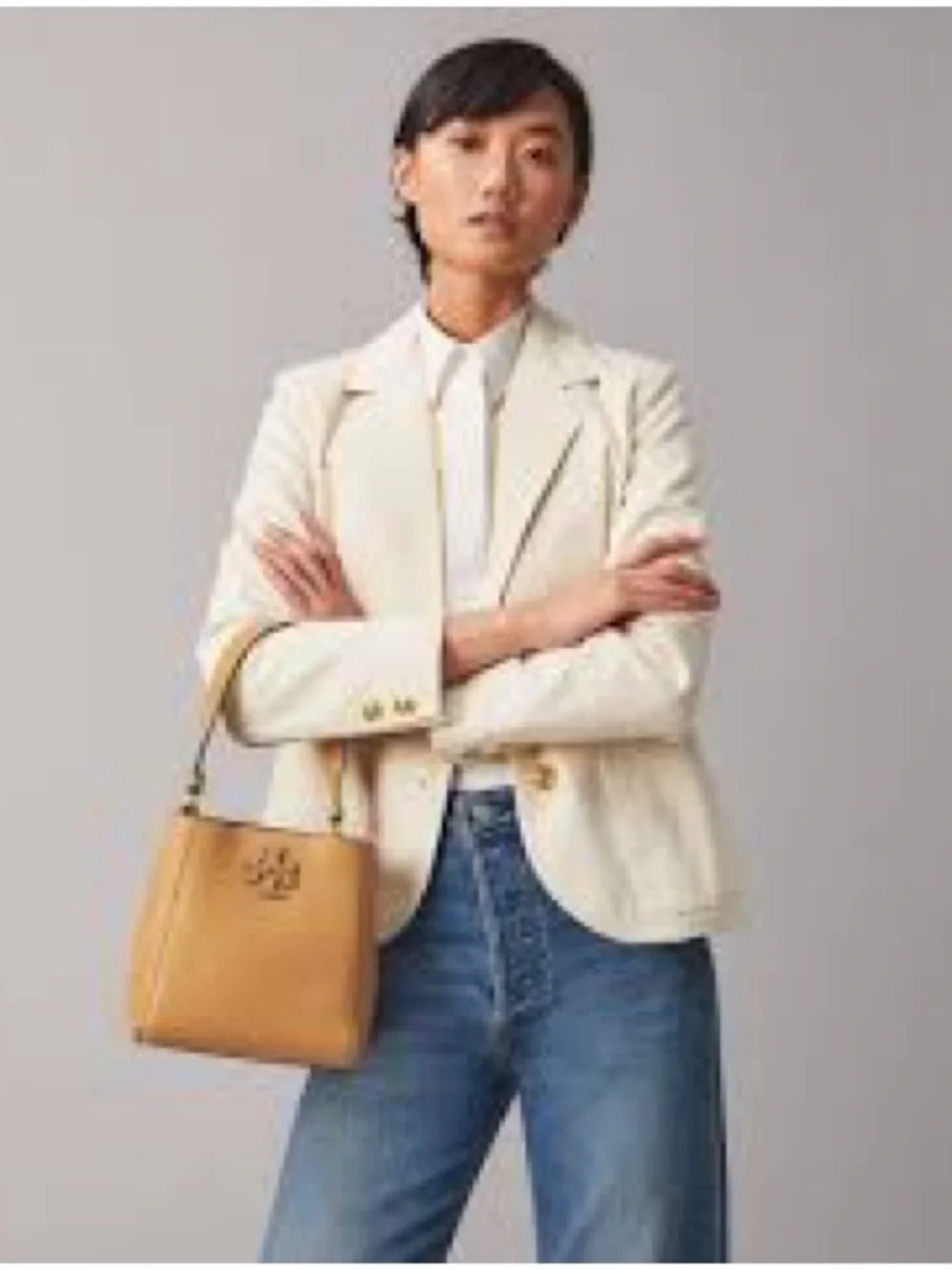 Tory Burch tiramisu McGraw pebbled leather bucket bag crossbody purse